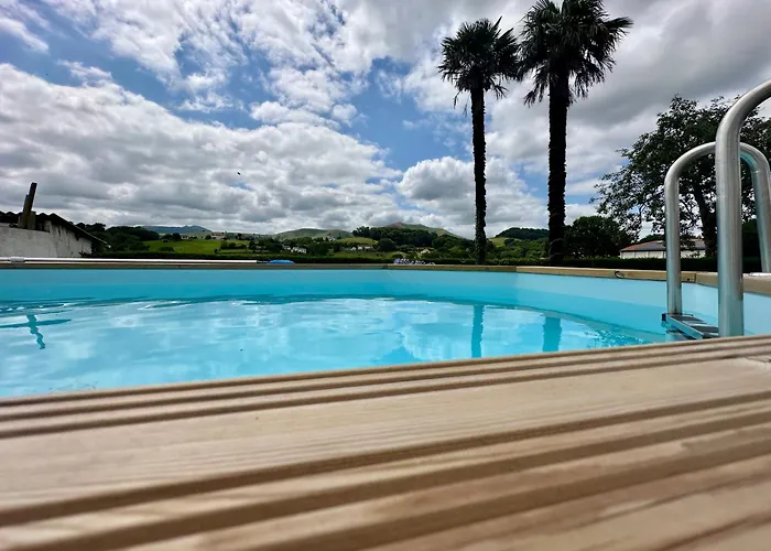 Maison Pays Basque 12 Pers Piscine Saint-Esteben